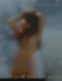 Nudist girls bebei horn gerls got split it near Athens.